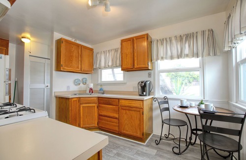 Downtown House | 369 Stimson: 3 BR, 2 BA House in Pismo Beach, Sleeps 8