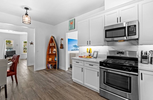Pacific Grove House | 3729 Ocean Park Sanctuary ~ Short Walk to the Bay