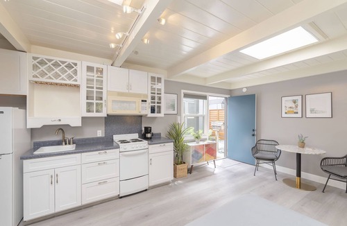 Del Monte Forest House | 3830 The Caddy Shack ~Golf & Dine in Pebble Beach®