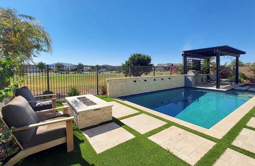 Surprise House | 3bd/2ba House w/ Pool, Hot Tub, Kiddie Pool, Firepits, & Resort Style Amenities