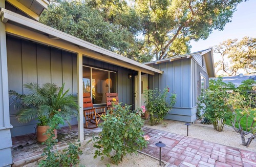 Atascadero House | 3BR/3BA Hidden sanctuary among the shady oaks in downtown.