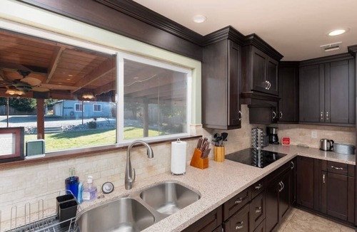 Atascadero House | 3BR Home | Fenced Yard w/BBQ & Firepit, Pets OK!