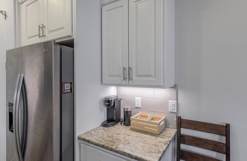 St. George Villa | 3BR+Loft Sleeps 10 - Near Pool & Pickleball