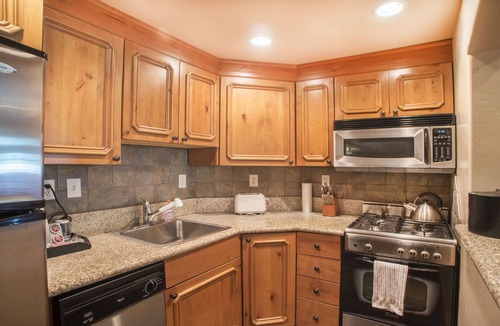 Midway Villa | 3BR-Midway ~Pool, Hot Spring, Spa Villa 1041-3