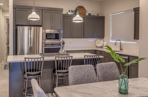 St. George Villa | 3BR on the 18th Green - Fireplace & Golf Views