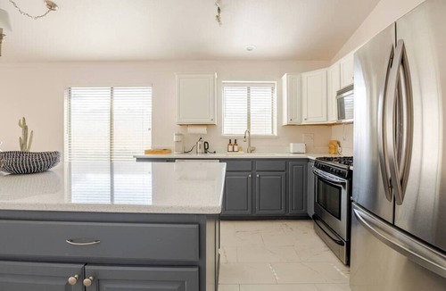 Desert Ridge Villa | 3BR Pool w/Waterfall and Mini Golf. Near JW Resort.