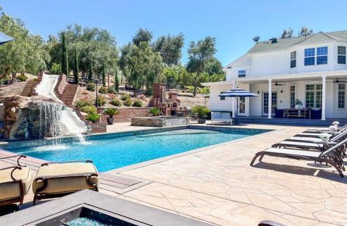 Fallbrook Villa | 4 Acre Villa Estate Private Park, Pool, Spa, 40 foot Waterslide
