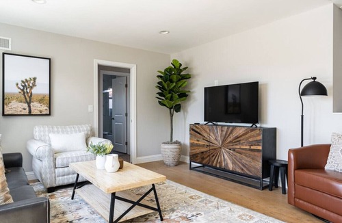 Del Cerro House | 4 Bd Hillside Sanctuary | Peaceful Retreat Near SDSU & Hiking