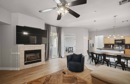 Arizona Skyline Community House | 4 bedroom 2 bath home with pool, wi-fi, laundry