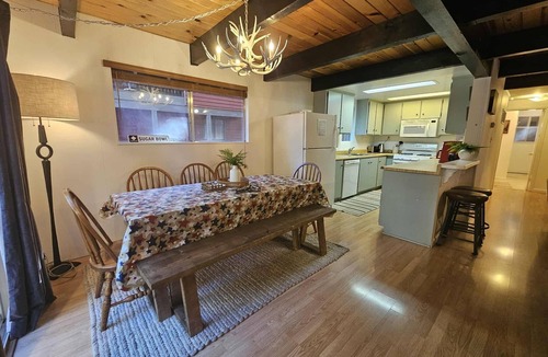 Donner Lake Woods House | 4 bedroom, 2 bath, sleeps 10 adults. West End Donner Lake.