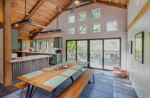 Three Rivers House | 4 Bedroom and 4 Bathroom plus River Front and Pet Friendly!