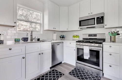 Atascadero House | 4 Bedroom l 9 Guests l Peaceful l Kids Room