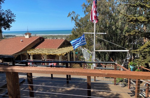 Morro Bay Cottage | 4 King Bedrooms, 2.5 Baths, Ocean View, Hot Tub, Outdoor Space, Solar Powered.