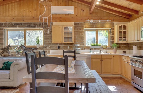 Valley Center Cabin | 4 Mi to Lake Wohlford: Cabin in Escondido