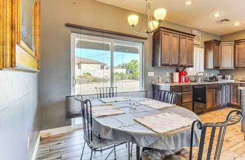 Safford House | 4 Mi to Roper Lake SP! High-Desert Basecamp