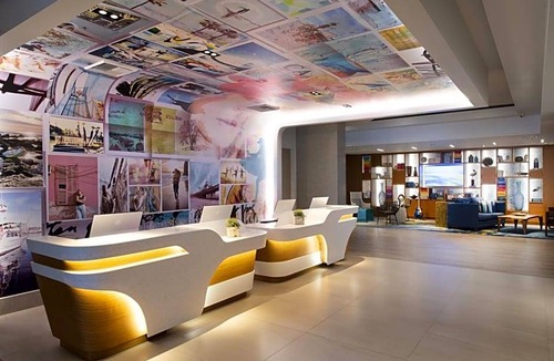 Airport Area Hotel | 4-Star Hotel ∙ Renaissance Newport Beach Hotel