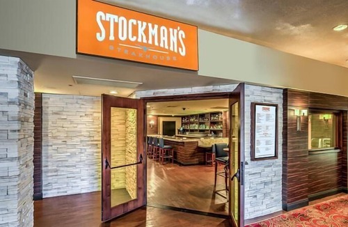 Laughlin House | 4 x Sedona Queen Smoking Rooms at Edgewater Casino Resort