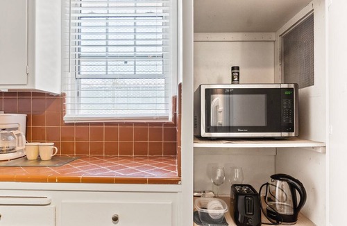University Heights Apartment | 4057 Stylish North Park Gem. Walk to Balboa Park, Zoo, Eats & Nightlife!