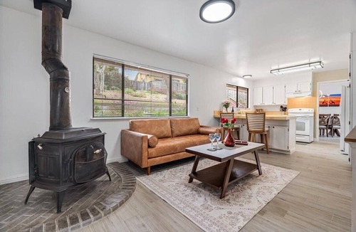 Del Monte Forest House | 4079 Ocean Breeze Retreat - Near Golf and Ocean