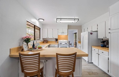 Del Monte Forest House | 4079 Ocean Breeze Retreat - Near Golf and Ocean