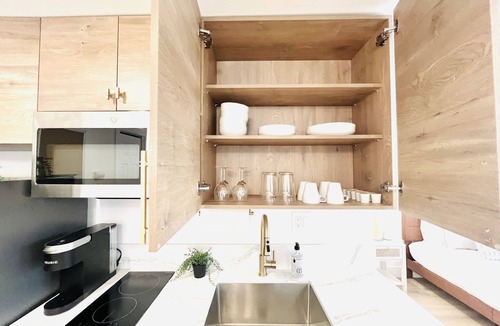 Corridor Apartment | 4173-Quaint Studio