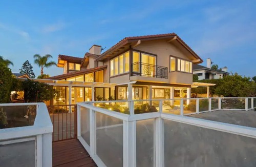 Cowan Heights House | 4500SF Dream Home｜Close to Disney｜Skyline View