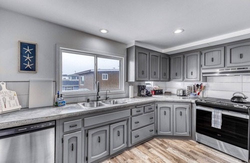 Cayucos House | 4BR/2BA Beach House: Families-Friends-Pets Welcome