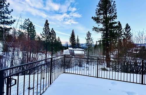 Mountain View Estates House | 4BR/3BA house with mountain views