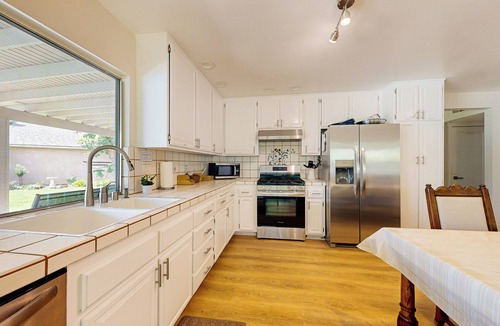 Mission Viejo House | 4BR Dog-Friendly Home w/Pool, Spa, Grill & A/C