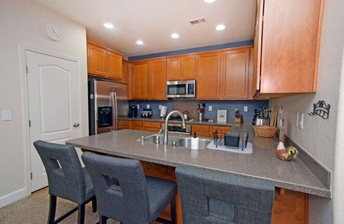 Reno House | 4BR, Garage, King Suite, 20 min to Lake Tahoe/Reno