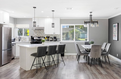 Yorba Linda Villa | 4BR Home | Disneyland Beaches BBQ Fast Wi-Fi