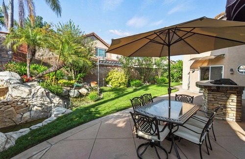 Rancho Santa Margarita House | 4BR Home in El Guiro Elegance｜Garage Access｜Communal Pool #42129