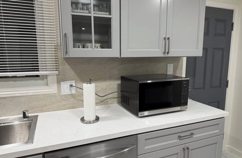 Mission - Garin House | 4BR Retreat Near Garin Park – Scenic Trails, Pet-Friendly, Fast WiFi