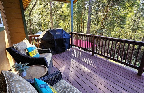 Glencoe Cabin | 5 Acre Family Retreat