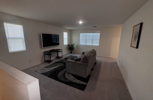 Laveen House | 5 bedroom home in Prime Location Easy Access to All of Phoenix Valley