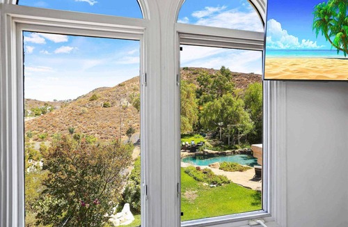 Orange House | 5 Bedroom Private Estate on Hill in Orange with City Light/Mountain Views