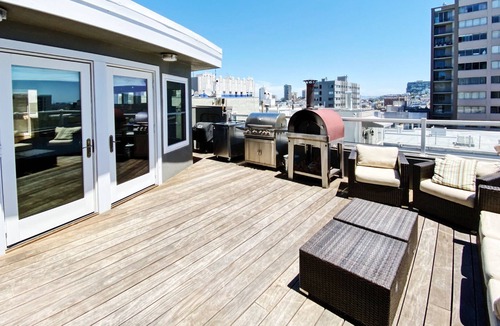 Pacific Heights Condo | 5 BR / 2 Story Penthouse With Views in Pac Heights - Recently Remodeled