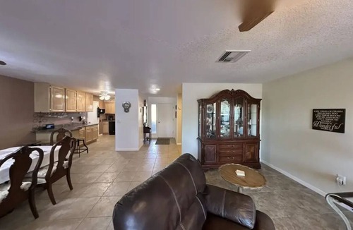 Sun City House | 55+ Golfer's Bliss! Ex-Large 2100 SQFT Home!