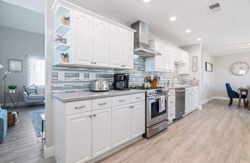 Highland Hills House | 5BR/3BA NEW Game Room, Pool + Arcade + Fire Pit!