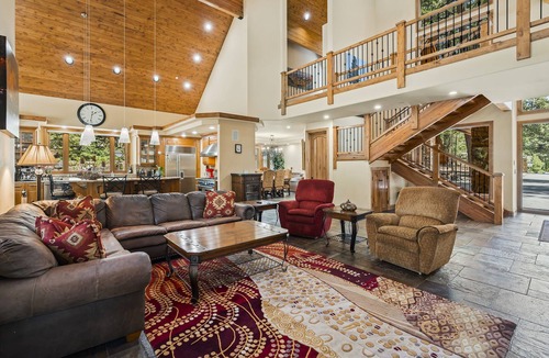 Incline Village House | 5BR Incline Village Retreat | Hot Tub & Mountain Views