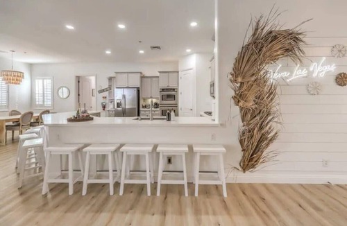 Henderson Villa | 5BR Luxury Villa Pool, Spa, RV Parking, Sleeps 12