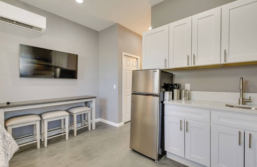 Indio Apartment | 6 Mi to Coachella Festival: Serene Studio