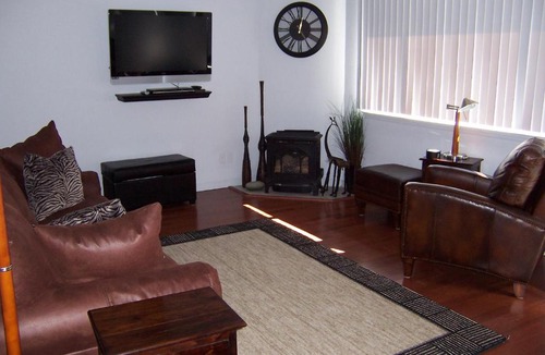 Oceano Apartment | 614 Airpark Two-Bedroom Apartment