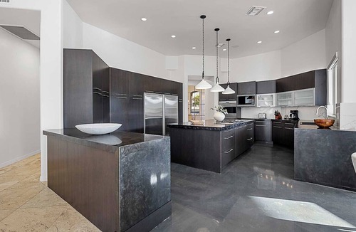 Paradise Valley House | 6BR Luxury Manor Retreat - Heated Pool, Spa, Pickleball, Basketball & Casita