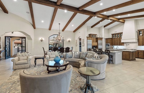 Tierra Feliz North House | 6BR Luxury Villa with Heated Pool, Spa, Pizza Oven & Mountain Views