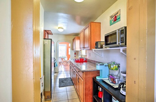North Long Beach Cottage | 7 Mi to Downtown: Long Beach Bungalow w/Patio!