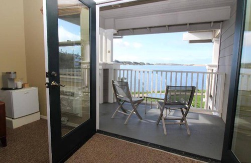 Baywood Park Hotel | 77 m² Hotel ∙ 4 guests