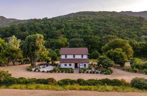 San Luis Obispo House | 8 Mile House Deluxe