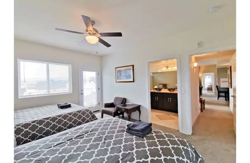 Downtown Apartment | 8404 - Spacious Apartment with A/C & Elevator near SFO