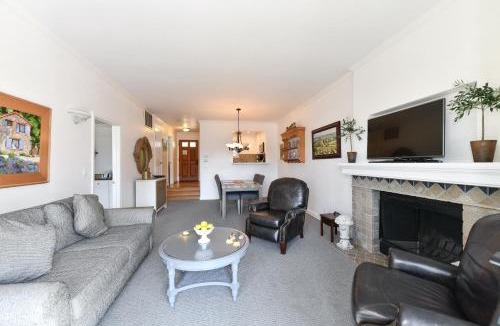 Napa Apartment | 888 Oak Creek at Silverado condo